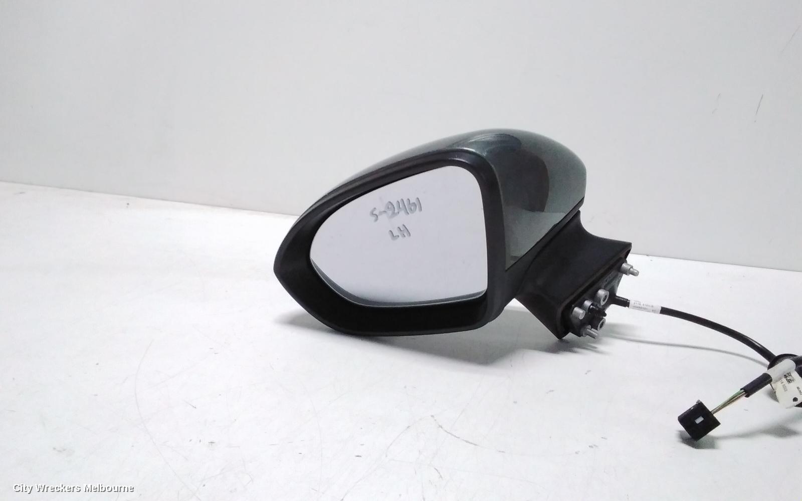 HOLDEN ASTRA LEFT DOOR MIRROR, BK, 5DR HATCH, MANUAL FOLDING TYPE, 09/2016 ONWARDS