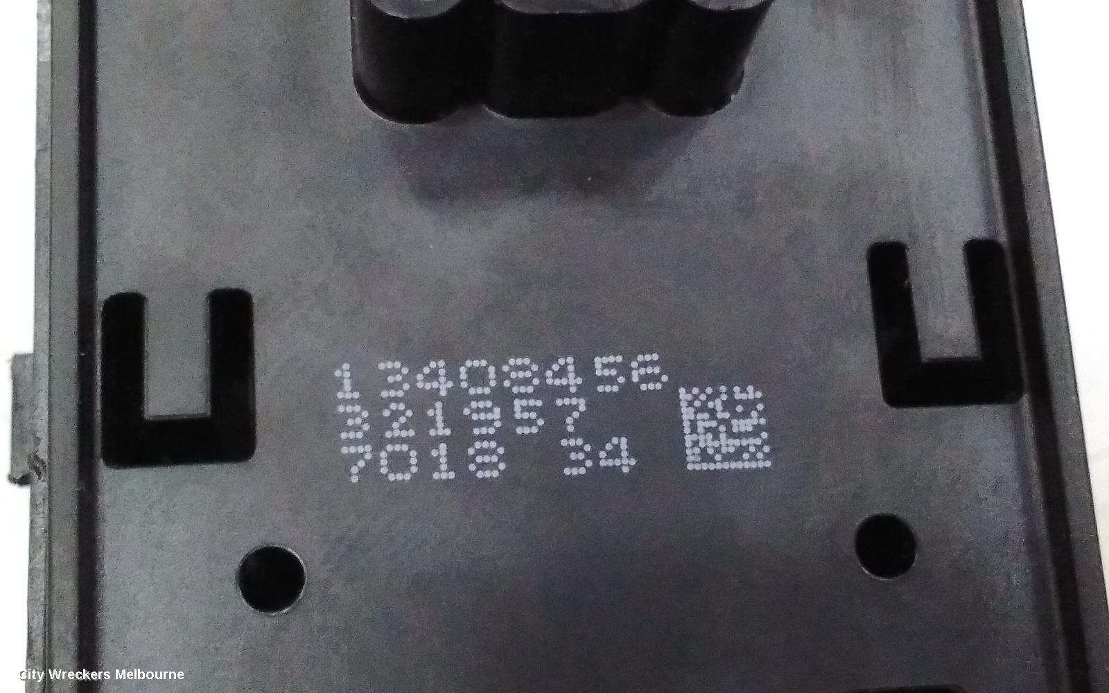 HOLDEN ASTRA PWR DR WIND SWITCH, RH FRONT (MASTER SWITCH), BK-BL, 5DR HATCH/SEDAN, 09/2016 - 12/2020