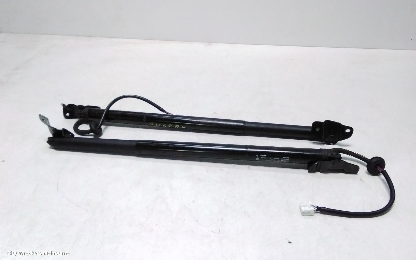 MITSUBISHI OUTLANDER HATCH STRUT, ZM, 08/2021 ONWARDS