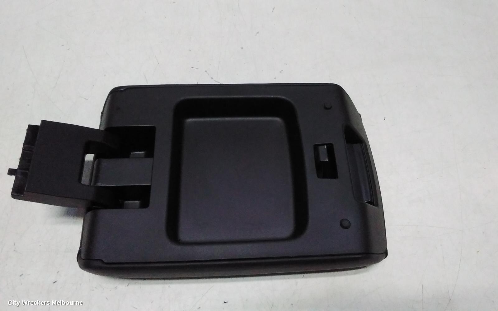 MITSUBISHI OUTLANDER CONSOLE, ZM, CONSOLE LID ONLY, BLACK, 08/2021 ONWARDS