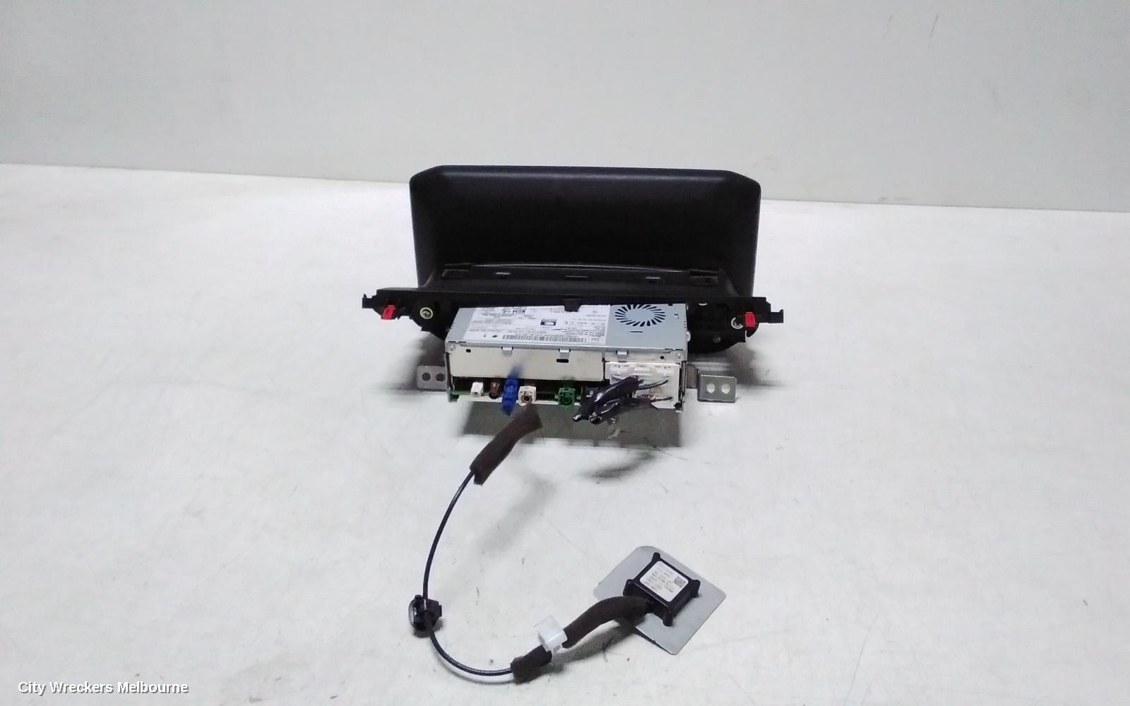 MITSUBISHI OUTLANDER RADIO/CD/DVD/SAT/TV, DISPLAY UNIT, 9IN, TOUCHSCREEN, W/ SAT NAV TYPE, ZM, 08/2021 ONWARDS