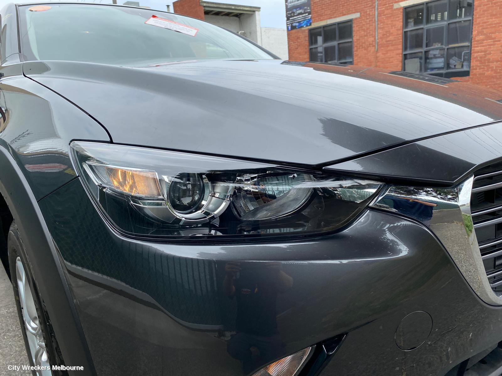 MAZDA CX3 RIGHT TAILLIGHT, DK, NON LED TYPE, 03/2015 ONWARDS