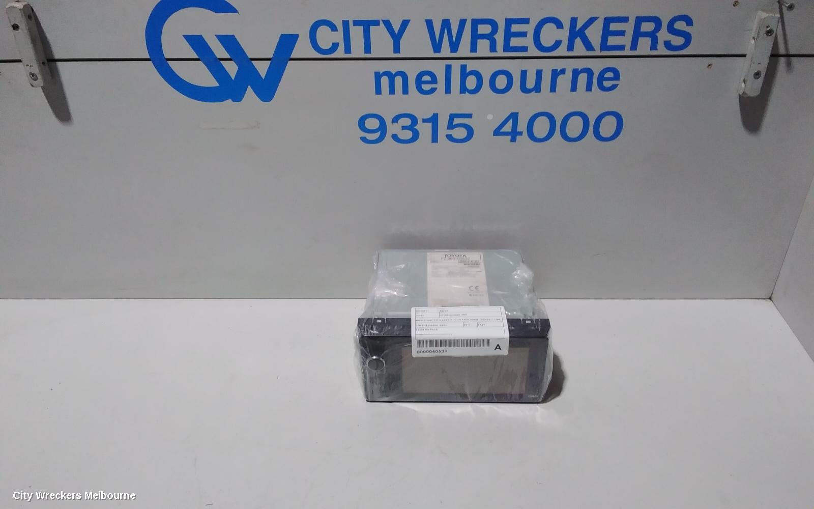 TOYOTA RAV4 RADIO/CD/DVD/SAT/TV, SINGLE DISC CD PLAYER (P/N ON FACE 32804), ACA33, 11/2005 - 11/2012