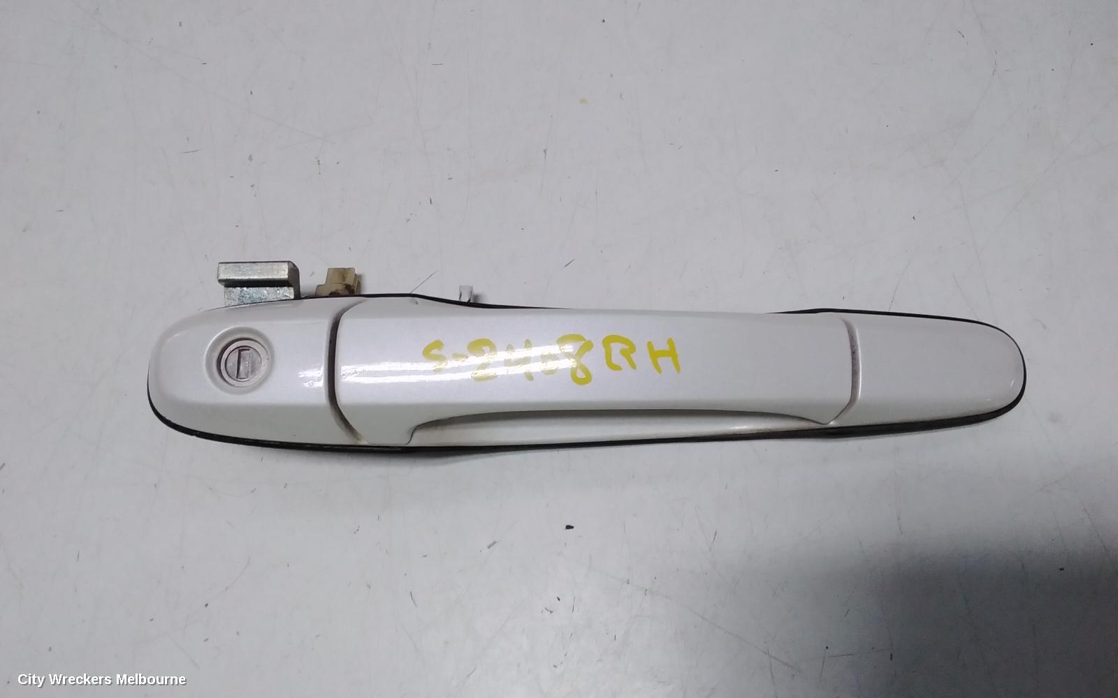 TOYOTA ESTIMA DOOR HANDLE, INNER, RH FRONT, XR30/XR40, 00-06 (IMPORT)