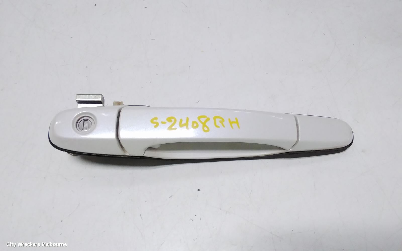 TOYOTA ESTIMA DOOR HANDLE, INNER, RH FRONT, XR30/XR40, 00-06 (IMPORT)