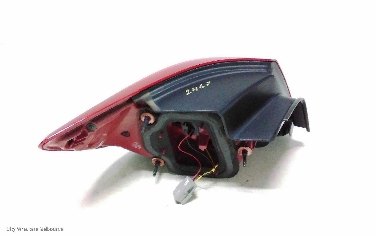 HOLDEN COMMODORE RIGHT TAILLIGHT, VF, SEDAN, CLEAR TYPE, EVOKE/SV6/SS/INTERNATIONAL, 05/2013 - 12/2017