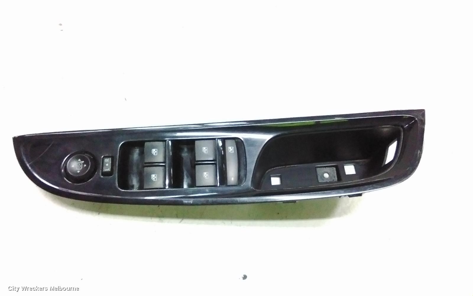 HOLDEN COMMODORE PWR DR WIND SWITCH, RH FRONT (MASTER SWITCH), WAGON/SEDAN, NON EVOKE TYPE, VF, 05/2013 - 12/2017