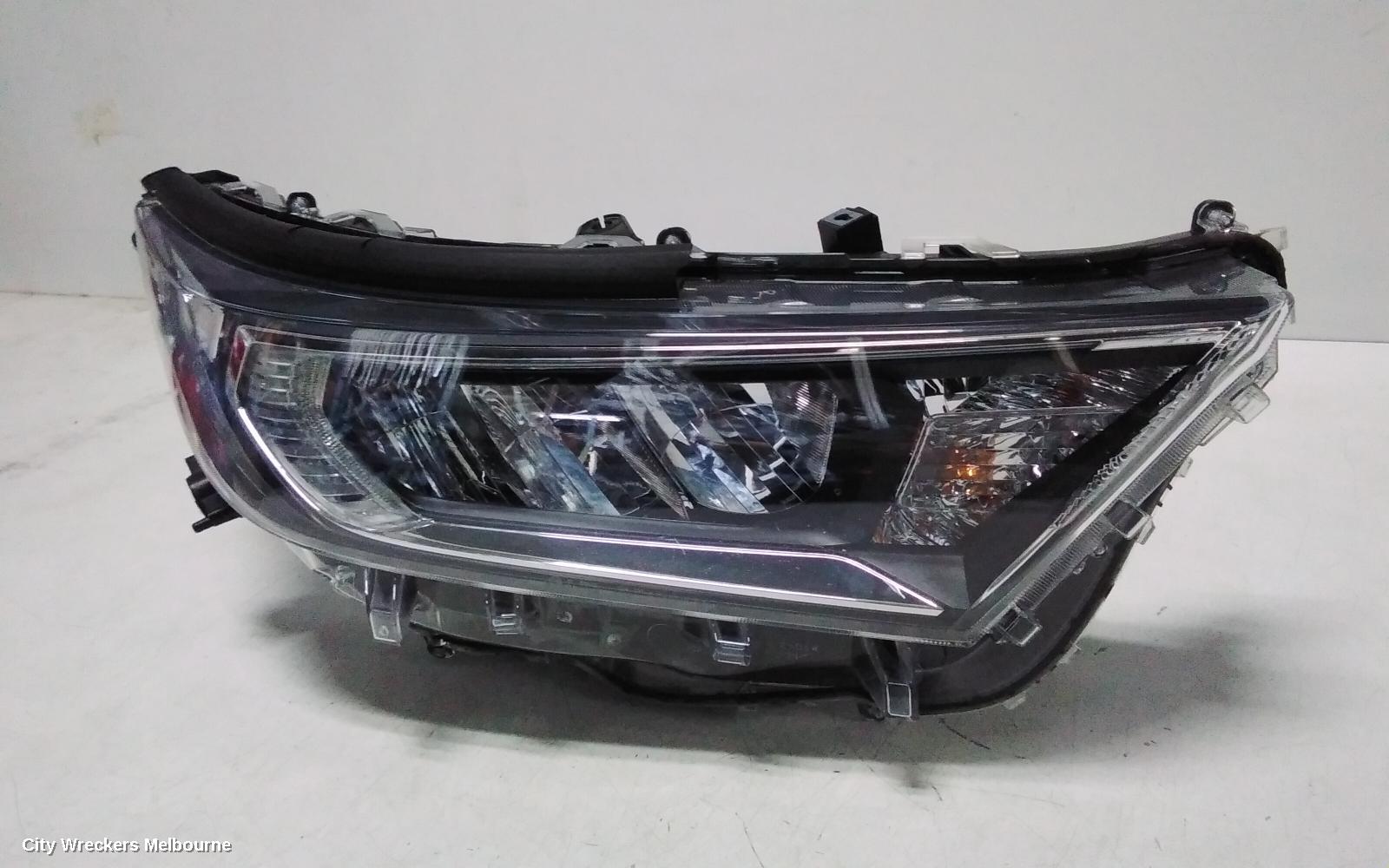 TOYOTA RAV4 RIGHT HEADLAMP, W/ LED TYPE, NON PROJECTOR TYPE, XA50, NON HEV TYPE, 11/2018 ONWARDS