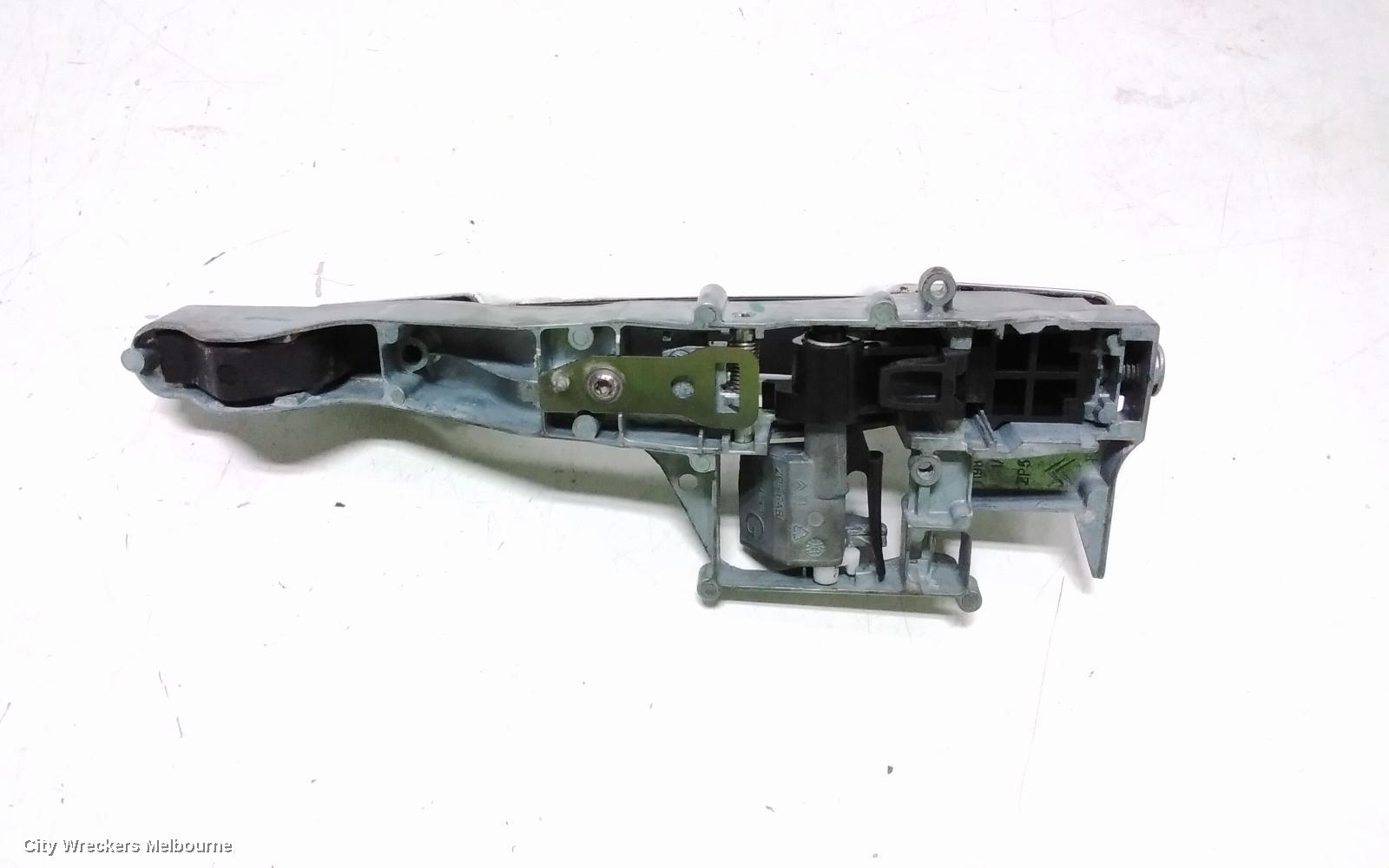 PEUGEOT 308 DOOR HANDLE, OUTER, LH FRONT, T7, HATCH/WAGON, 09/2007 - 12/2013