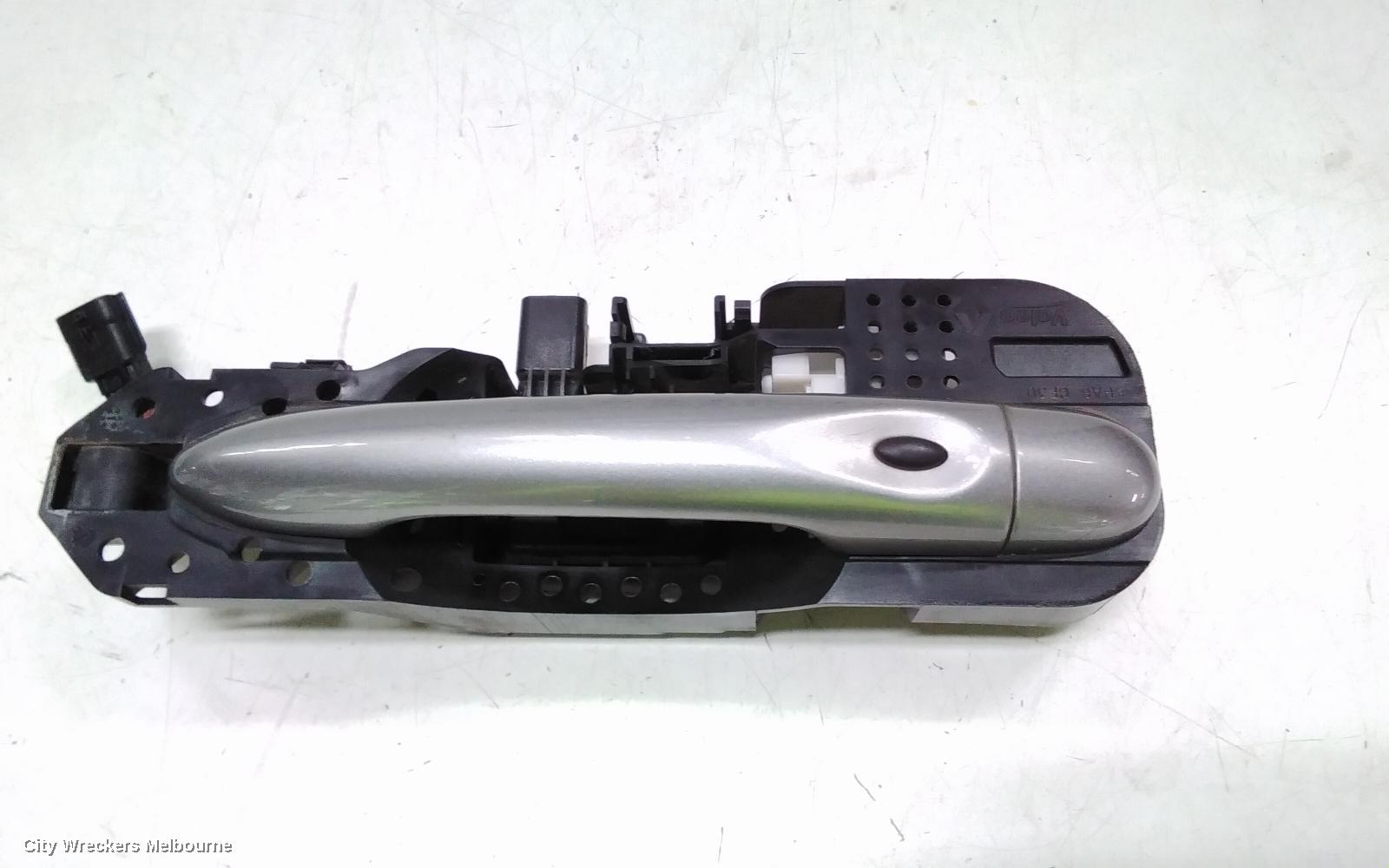 RENAULT MEGANE DOOR HANDLE, OUTER, RH FRONT, X32/X95, 09/2010 - 05/2016