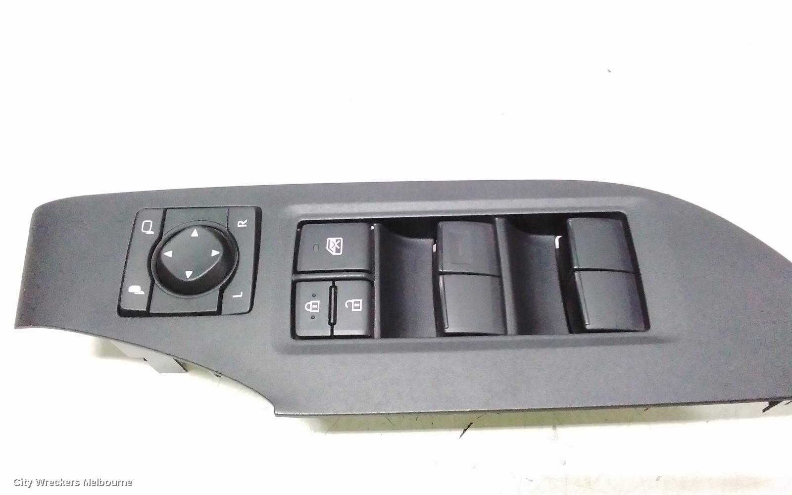 TOYOTA RAV4 PWR DR WIND SWITCH, RH FRONT, BLOCK MASTER SWITCH, AUTO FOLD TYPE, XA50, 11/2018 ONWARDS