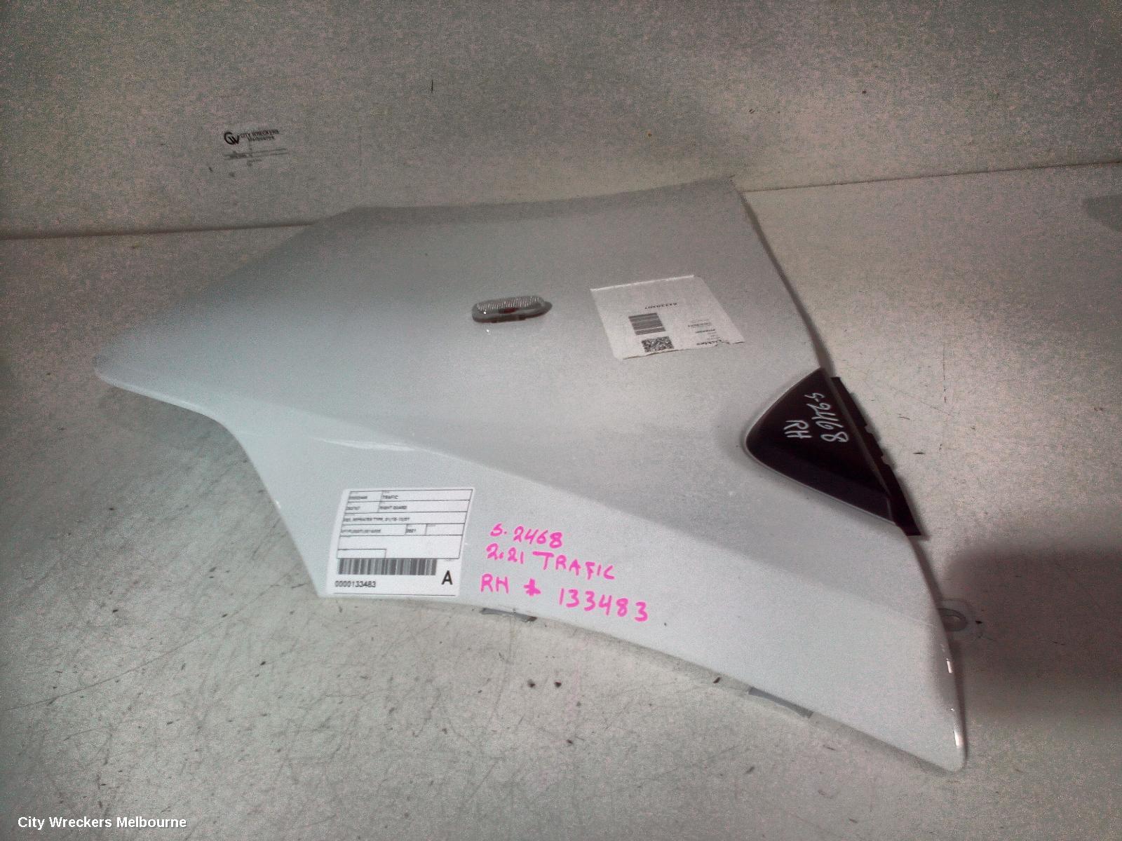 RENAULT TRAFIC RIGHT GUARD, X82, REPEATER TYPE, 01/2015 - 12/2021