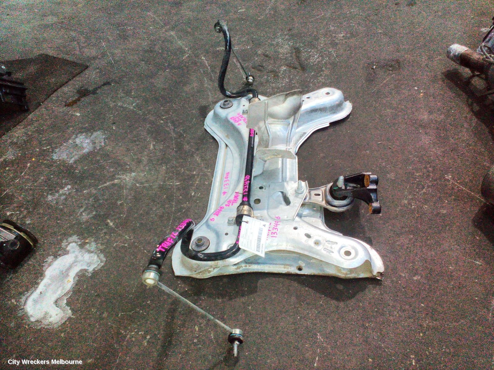 RENAULT TRAFIC FRT XMEMBER/CRADLE, CROSSMEMBER, X82, 01/2015 ONWARDS