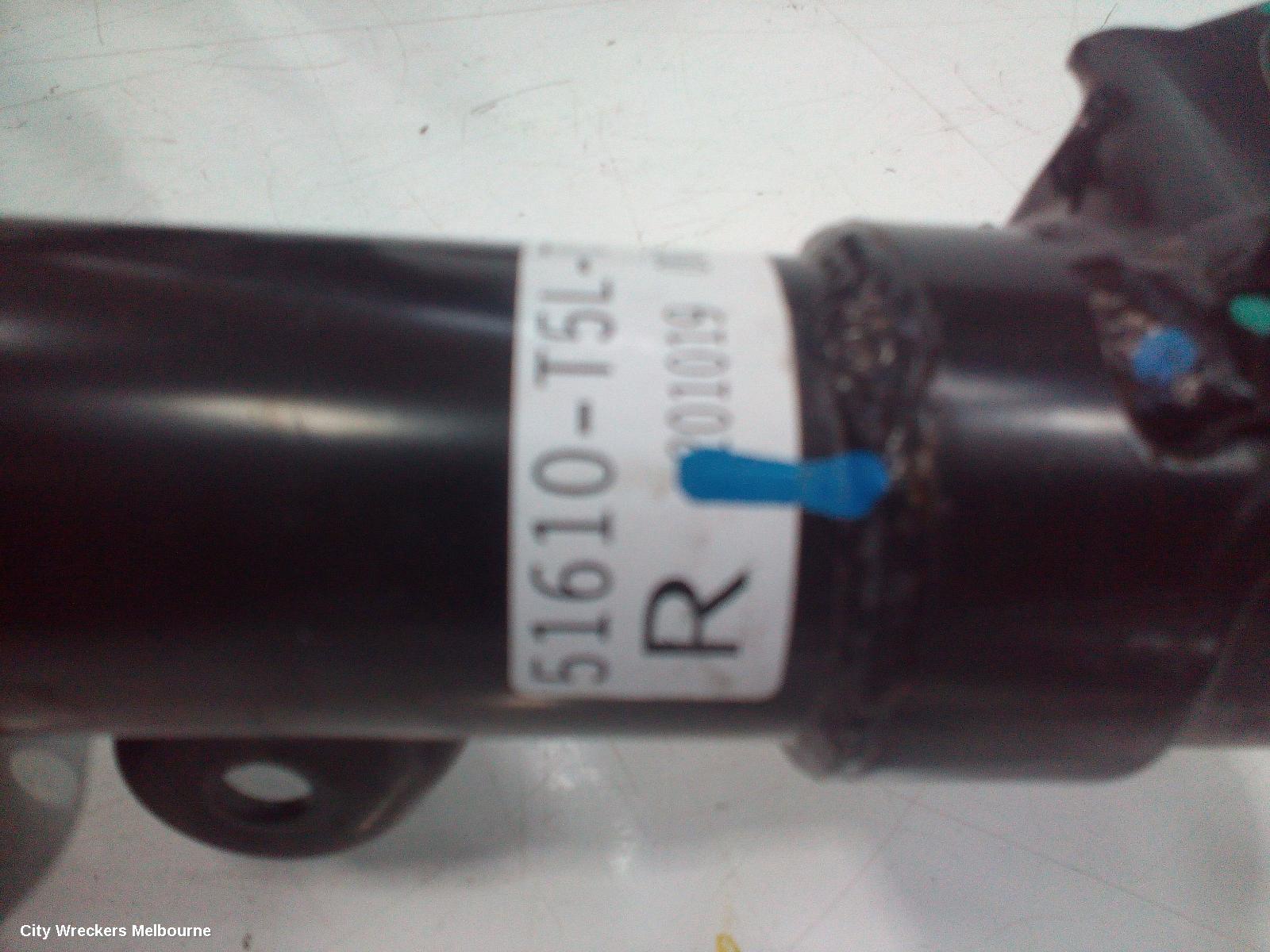 HONDA JAZZ RIGHT FRONT STRUT, GK/GF, VTI, 07/2014 - 12/2020
