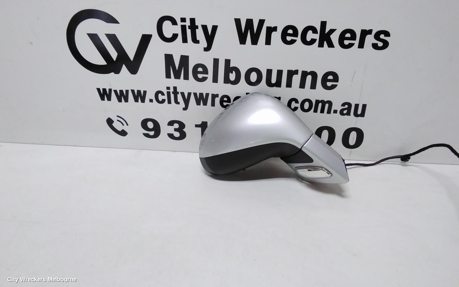 PEUGEOT 207 RIGHT DOOR MIRROR, A7, CABRIO, NON GT, MANUAL FOLD, 06/2007 - 12/2012