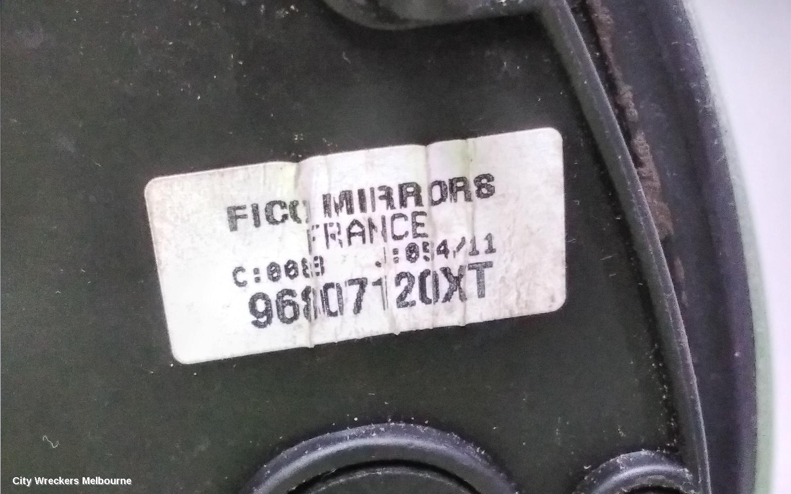 PEUGEOT 207 RIGHT DOOR MIRROR, A7, CABRIO, NON GT, MANUAL FOLD, 06/2007 - 12/2012