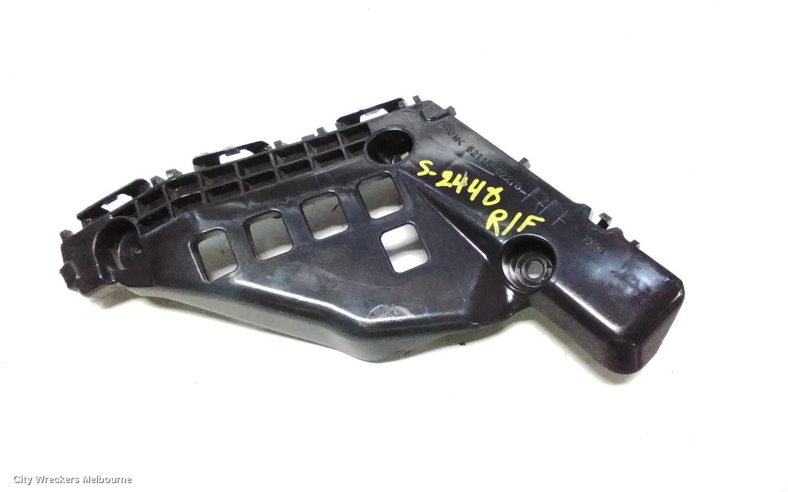TOYOTA COROLLA, ZRE172R, SEDAN, 12/2013 - 06/2019, RH BAR BRAKET: 110269