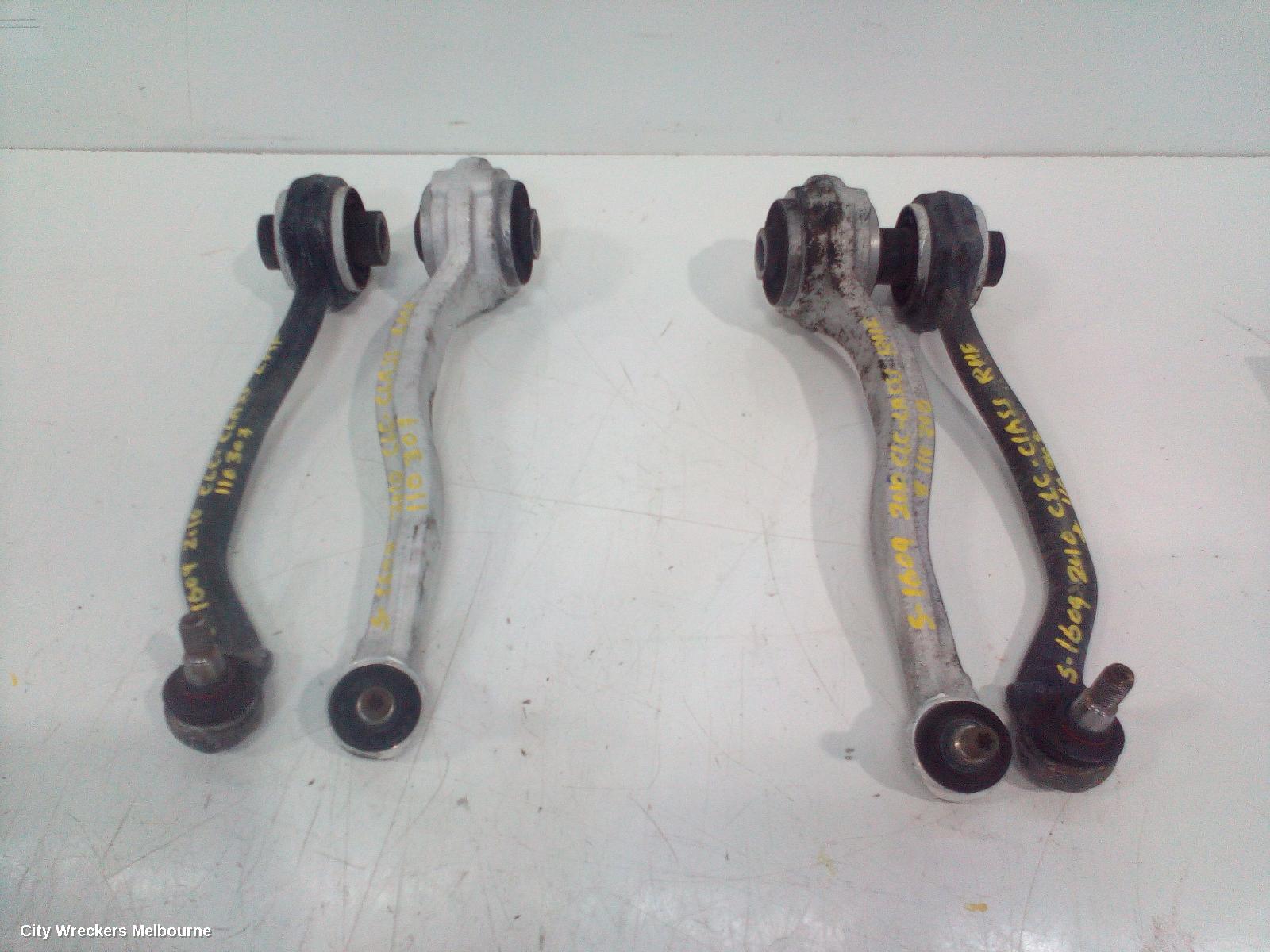 MERCEDES CLC CLASS RIGHT FRONT LOWER CONTROL ARM, FRONT, CL203, 08/2008 - 03/2011