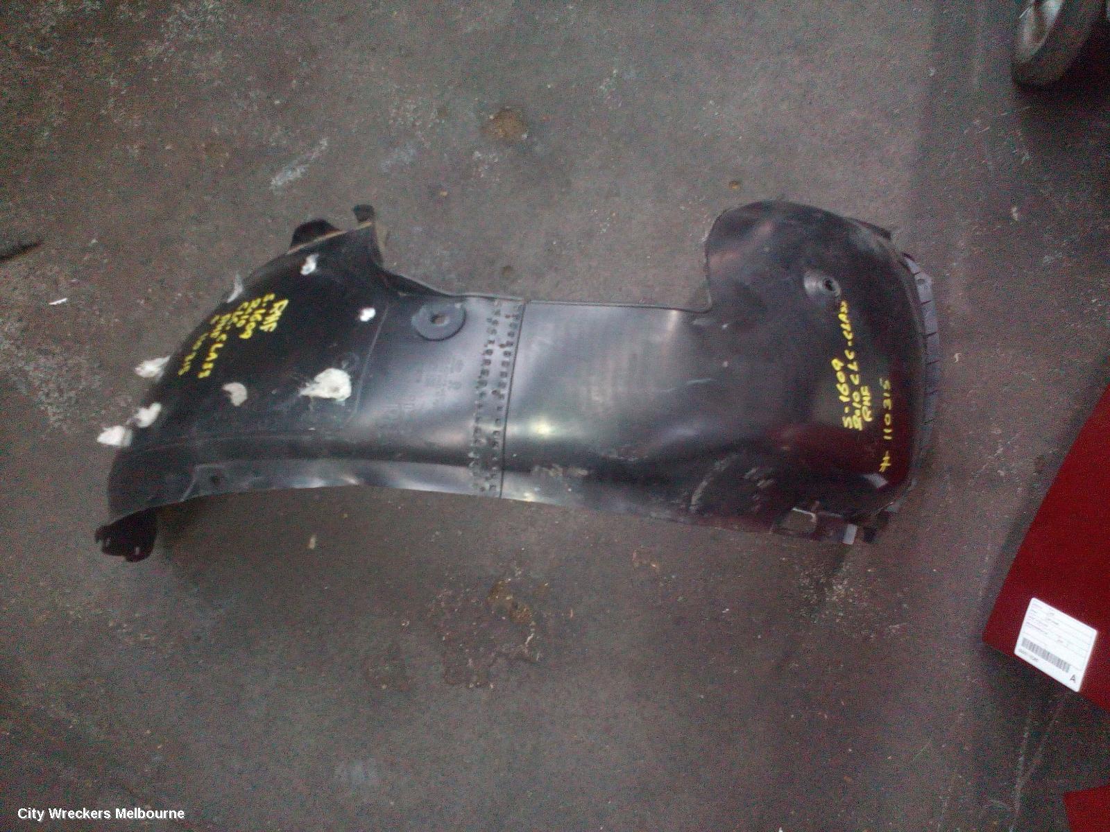 MERCEDES CLC CLASS RIGHT GUARD LINER, CL203 FRONT-UPPER, 08/2008 - 03/2011