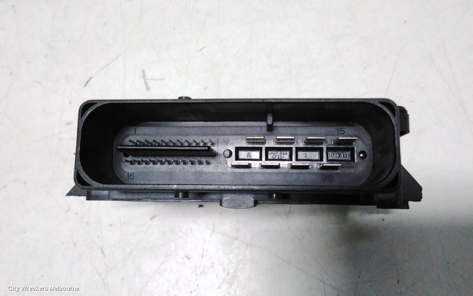 AUDI Q5 ECU, PARK BRAKE CONTROL MODULE, 8R, 03/2009 - 01/2017