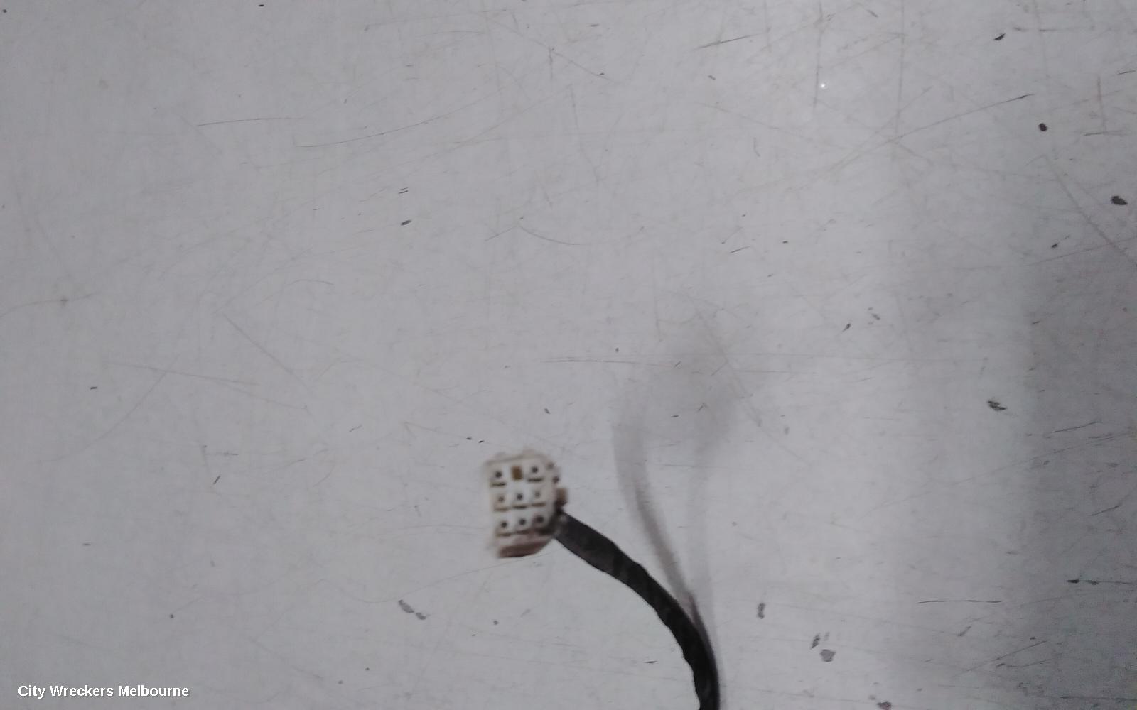 MAZDA CX7 LEFT DOOR MIRROR, ER, HEATED, 6 WIRE TYPE, 11/2006 - 02/2012