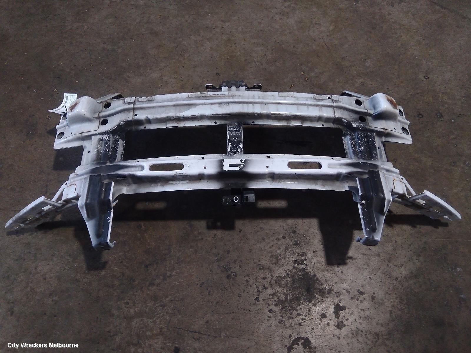 HOLDEN CAPTIVA F/BAR REINFORC/BRACK, STEEL BOLT ON BRACKET GUARD TO RADIATOR SUPPORT, CG, CAPTIVA 7, 01/2011 - 09/2015