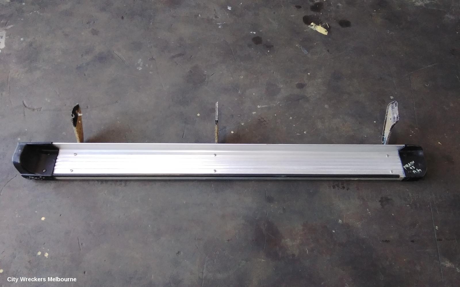 TOYOTA PRADO SIDE STEP/SKIRT, 95 SERIES, RH SIDE ONLY, GENUINE, 07/1996 - 01/2003
