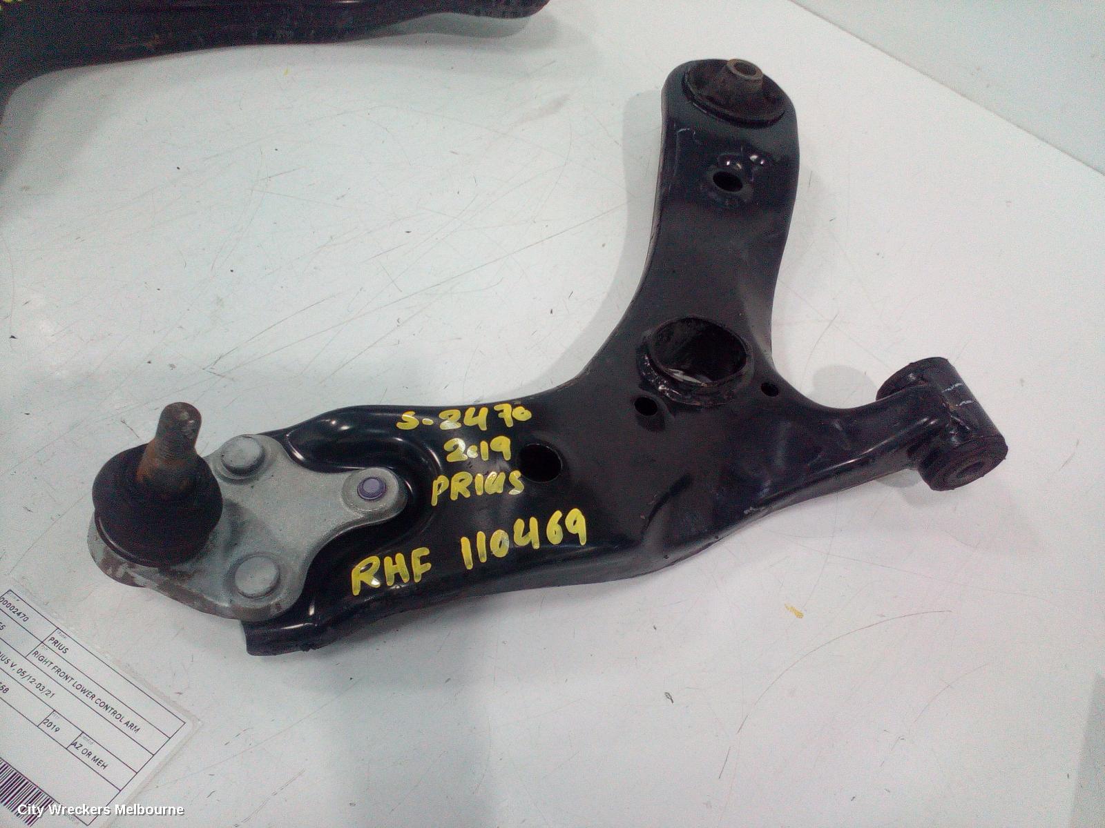 TOYOTA PRIUS RIGHT FRONT LOWER CONTROL ARM, ZVW40R, PRIUS V, 05/2012 - 03/2021