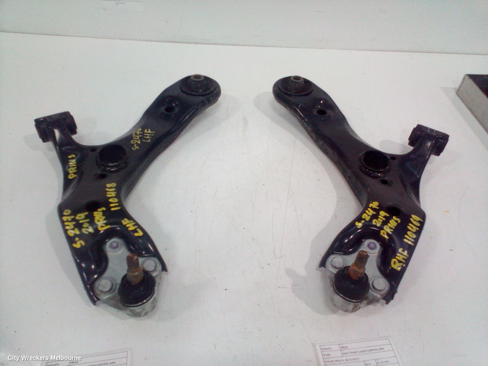 TOYOTA PRIUS RIGHT FRONT LOWER CONTROL ARM, ZVW40R, PRIUS V, 05/2012 - 03/2021