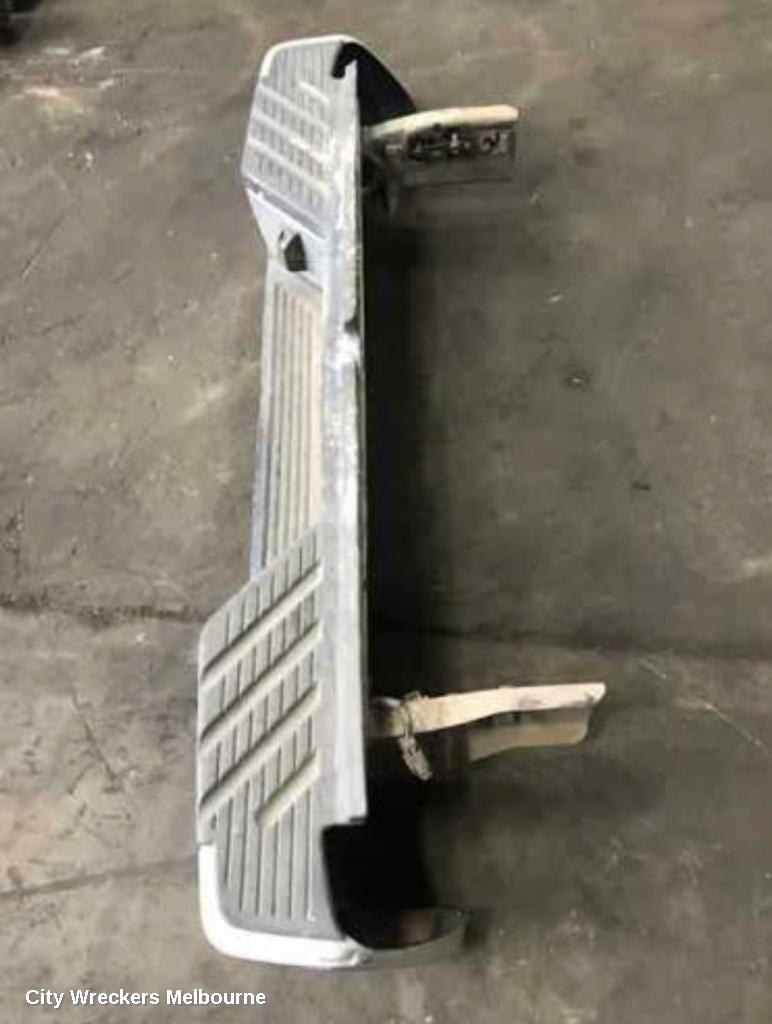 NISSAN NAVARA REAR BUMPER, D40 (VIN MNT), CHROME FACIA ONLY, 09/2005 - 08/2015