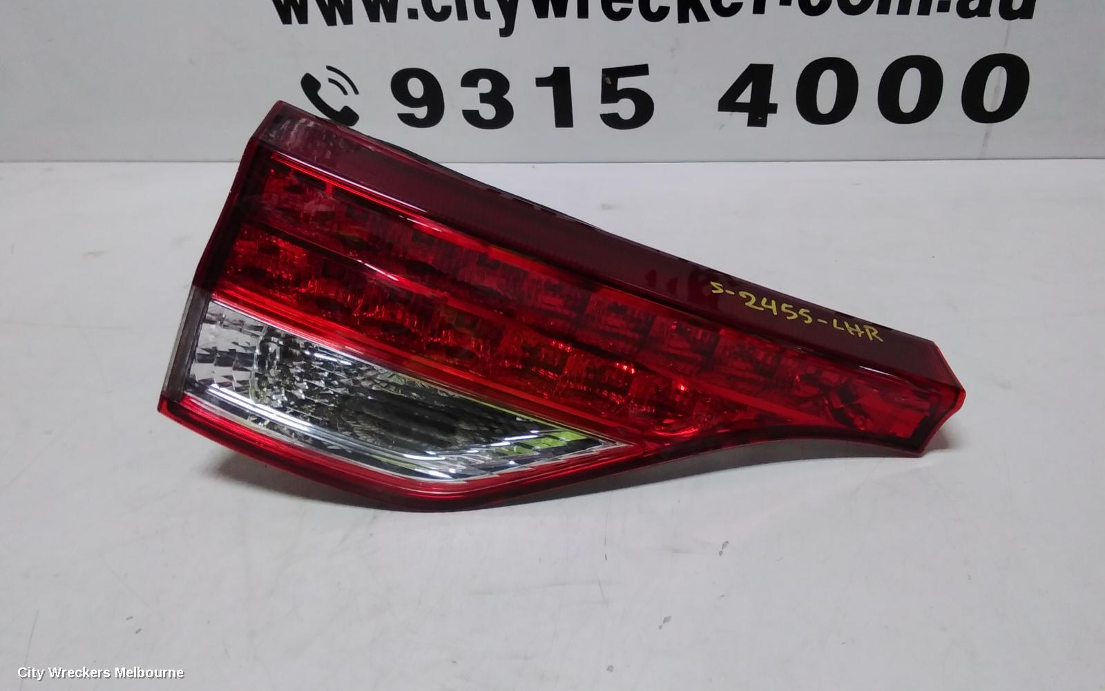 TOYOTA ESTIMA REAR GARNISH, TAILGATE LAMP (LH SIDE), XR50, RED/CLEAR, LENS# 28209, 09-19 (IMPORT)