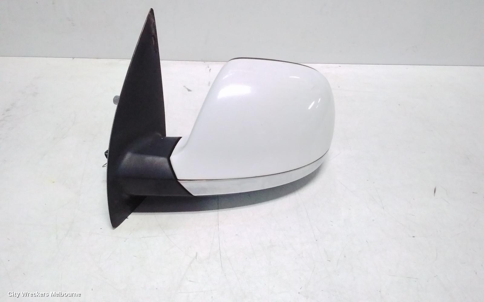 VOLKSWAGEN AMAROK LEFT DOOR MIRROR, 2H, MANUAL FOLD, PARTIAL COLOUR CODED/BLACK, 10 PIN (5 WIRE) TYPE, 07/2013 - 09/2022