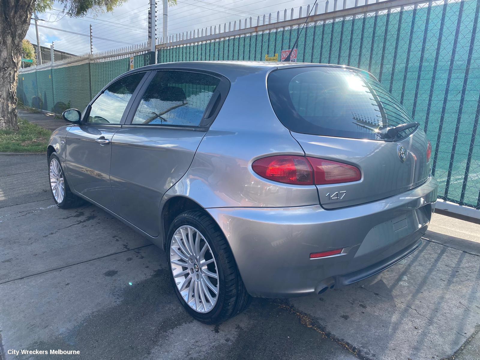 ALFA ROMEO 147 BONNET LOCK/SUPPORT, +BONNET LOCK PANEL+ 06/2005 - 12/2009