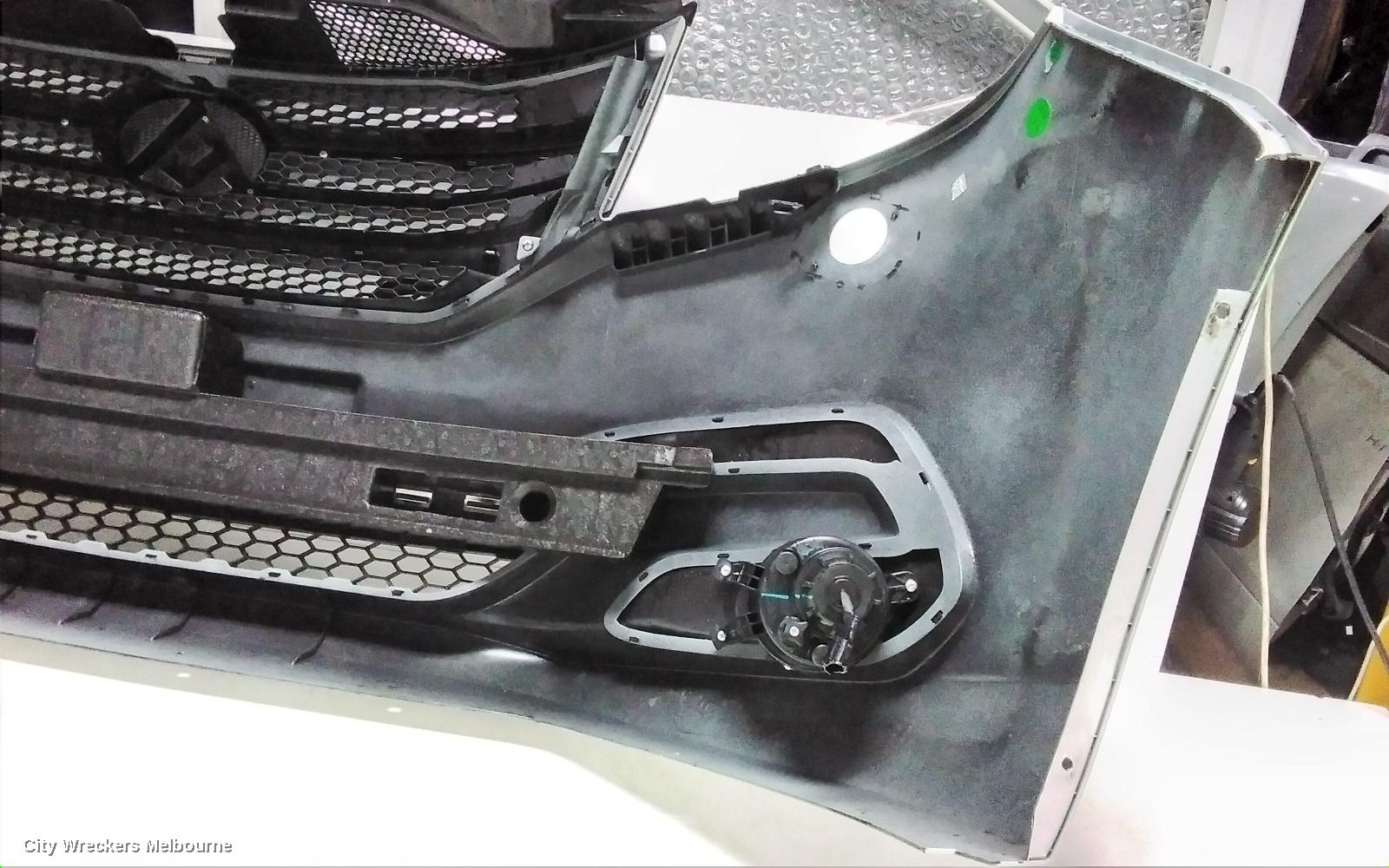 LDV G10 FRONT BUMPER, SV7A, WAGON, BUMPER BAR, W/ HEADLAMP WASHER JET TYPE, 04/2015 - 08/2022