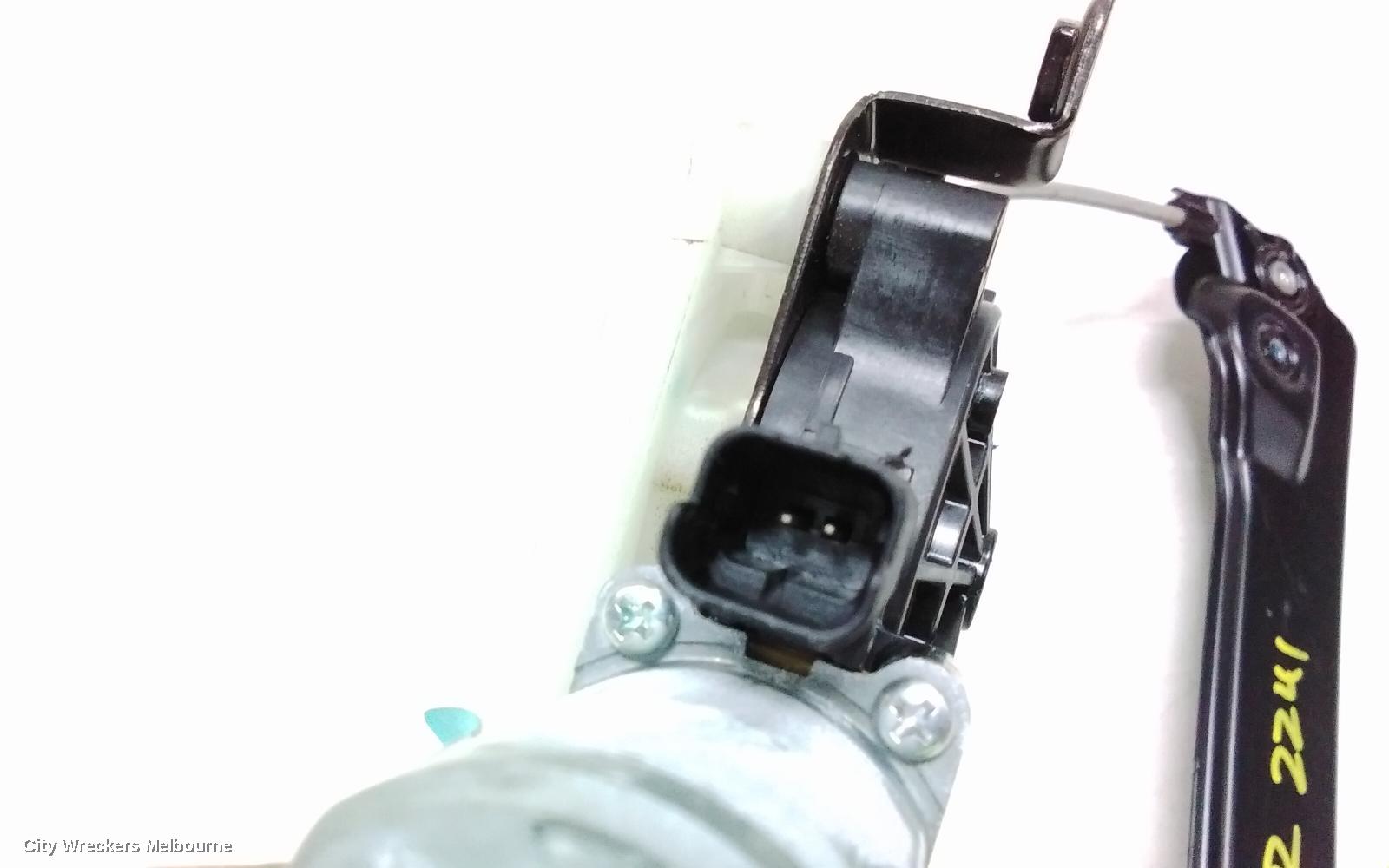 MG GS LEFT REAR WND REG/MOTOR, SAS2, 09/2016 - 08/2019