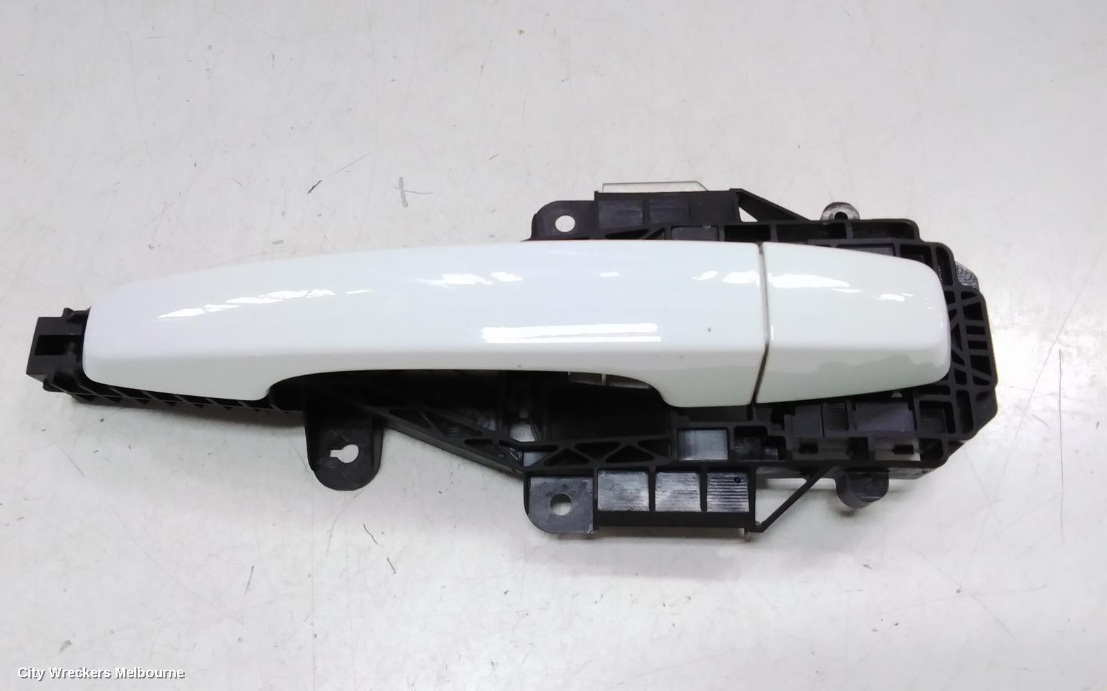 MG GS DOOR HANDLE, SAS2, 09/2016 - 08/2019
