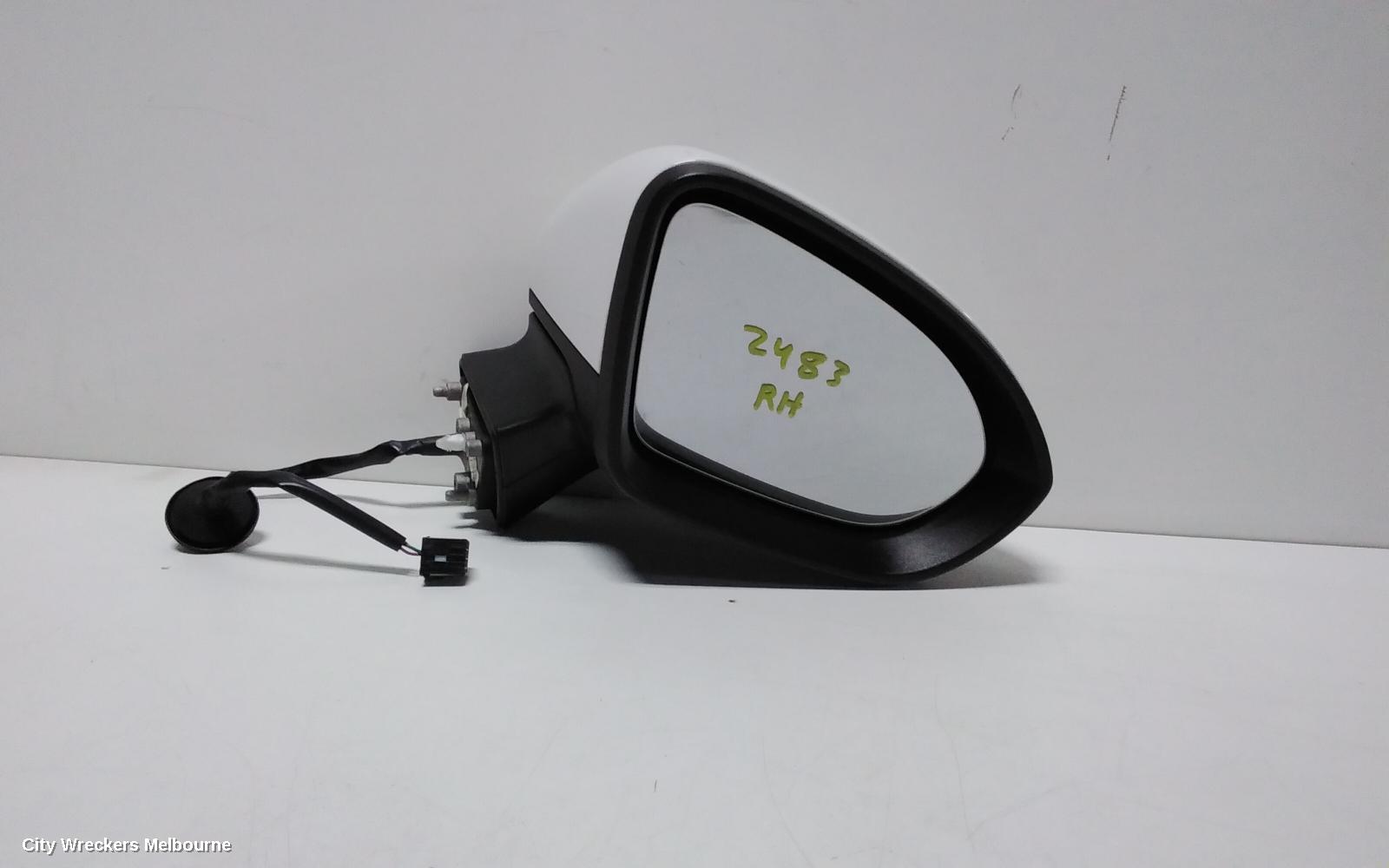 HOLDEN ASTRA RIGHT DOOR MIRROR, BL, SEDAN, NON HEATED, NON BLIND SPOT TYPE, 05/2017 - 12/2020