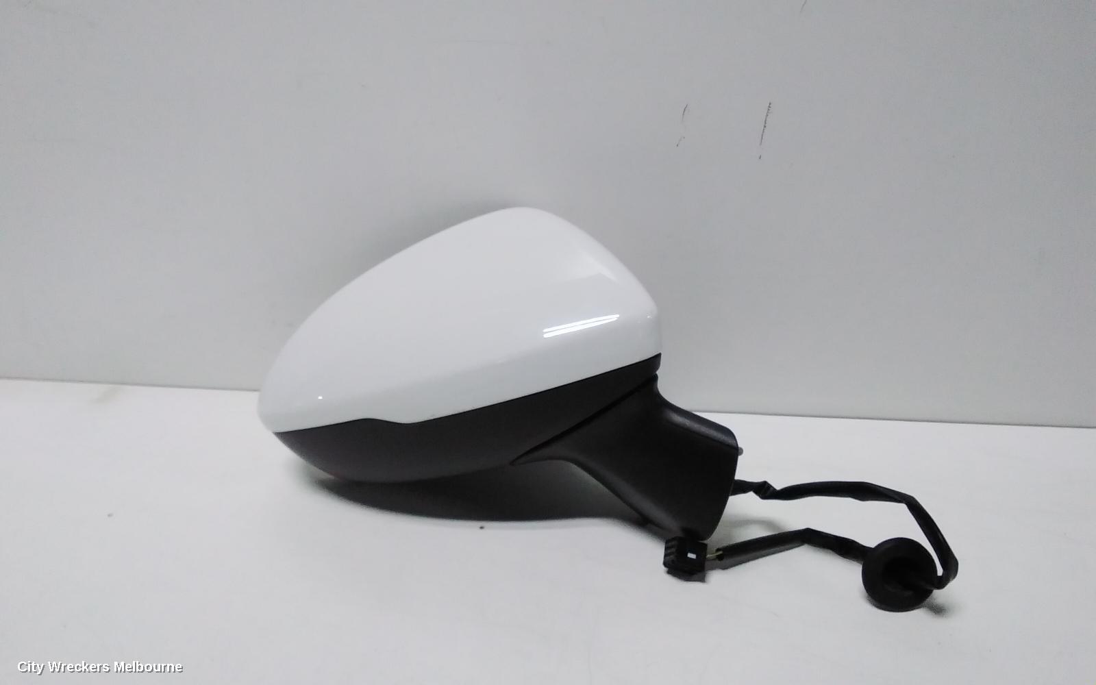 HOLDEN ASTRA RIGHT DOOR MIRROR, BL, SEDAN, NON HEATED, NON BLIND SPOT TYPE, 05/2017 - 12/2020