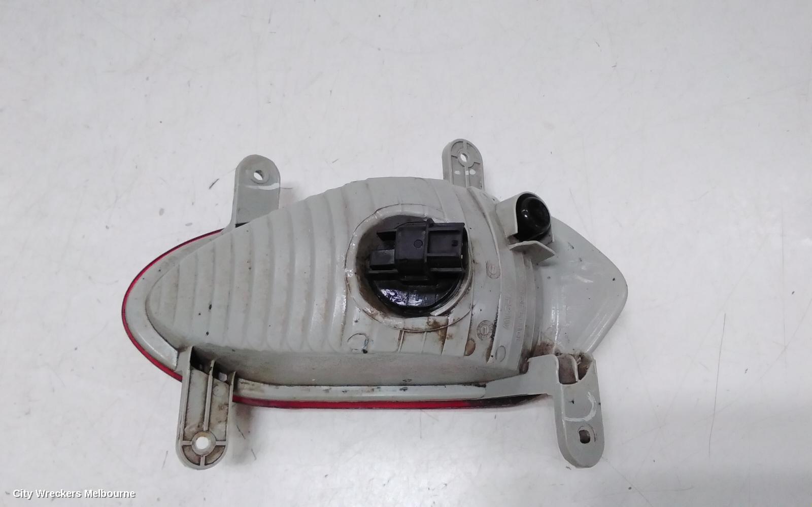 LDV G10 LEFT TAILLIGHT, SV7C, VAN, IN BUMPER REVERSE LIGHT, BARN DOOR TYPE, 04/2015 ONWARDS