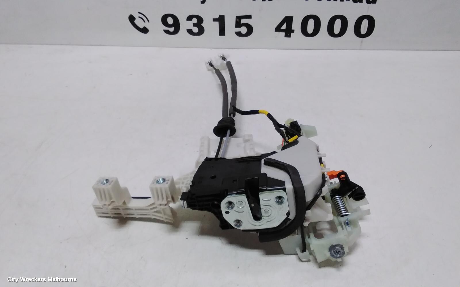 HYUNDAI SANTA FE DOOR/BOOT/GATE LOCK, RIGHT FRONT DOOR LOCK, TM, 03/2018 ONWARDS