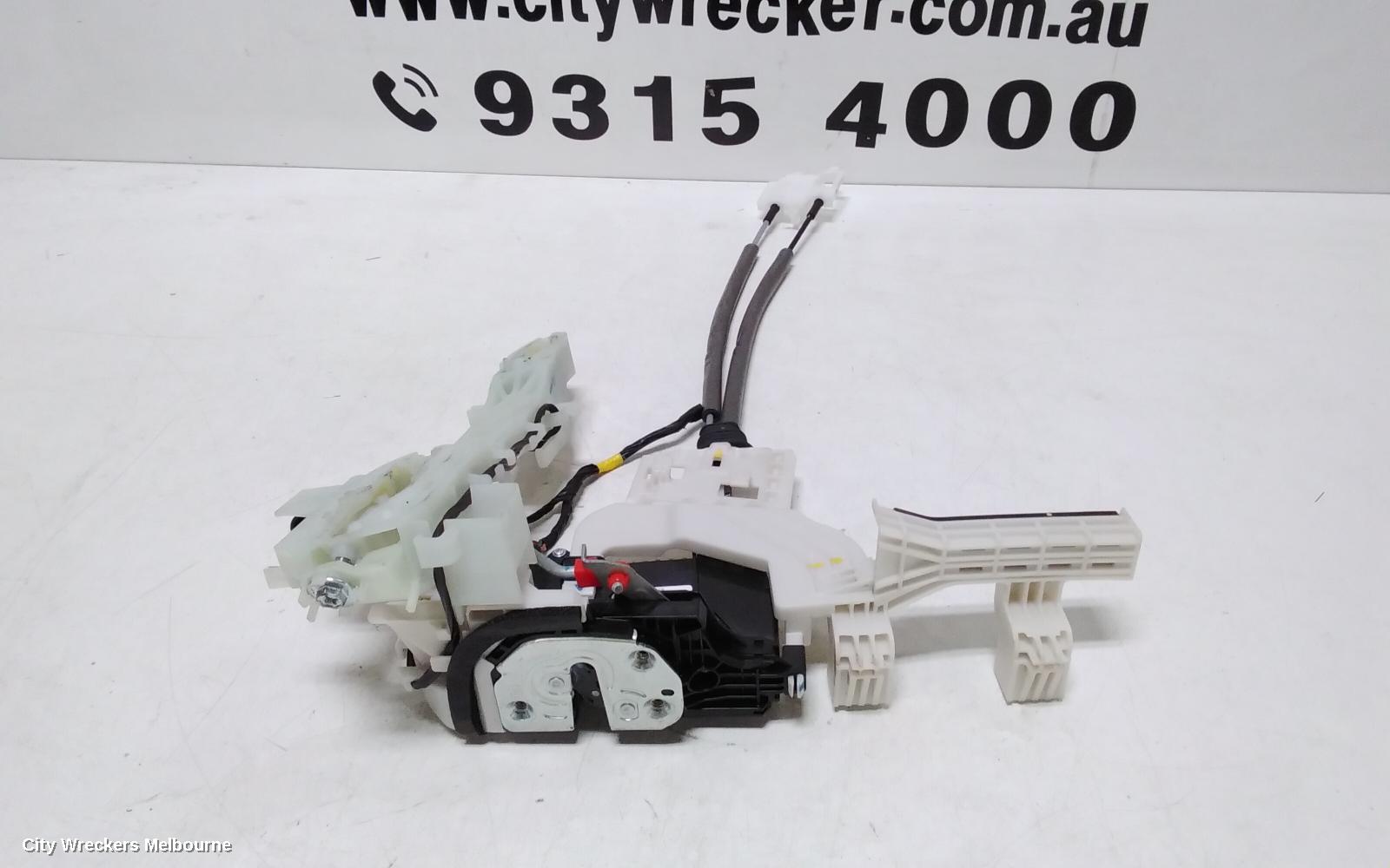HYUNDAI SANTA FE DOOR/BOOT/GATE LOCK, RIGHT FRONT DOOR LOCK, TM, 03/2018 ONWARDS