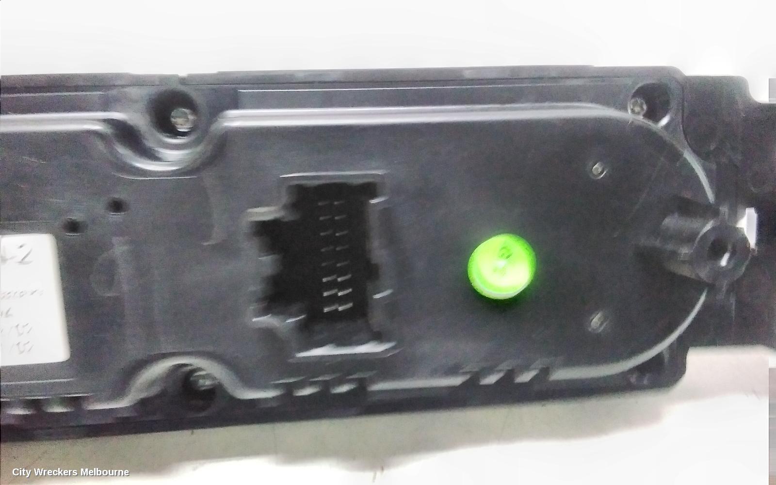MG ZS HEATER/AC CONTROLS, AZS1, NON CLIMATE CONTROL TYPE, 01/2020 ONWARDS