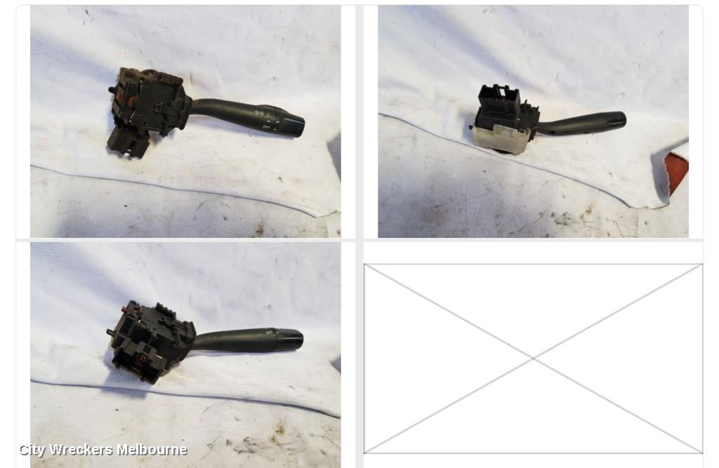 TOYOTA HIACE COMBINATION SWITCH, FLASHER SWITCH, TRH/KDH, 03/2005 - 01/2014