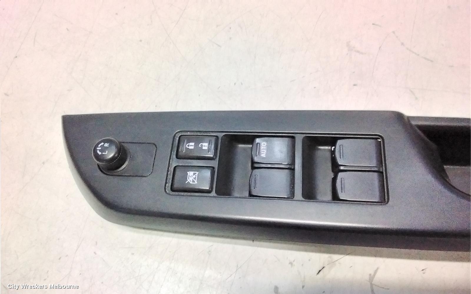 SUZUKI SWIFT PWR DR WIND SWITCH, RH FRONT (MASTER SWITCH), FZ, 18 PIN TYPE, 08/2010 - 03/2017