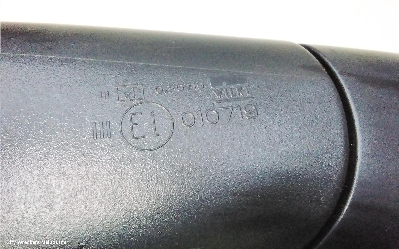VOLKSWAGEN CADDY LEFT DOOR MIRROR, 2K, MANUAL, TEXTURED, 12/2004 - 08/2010