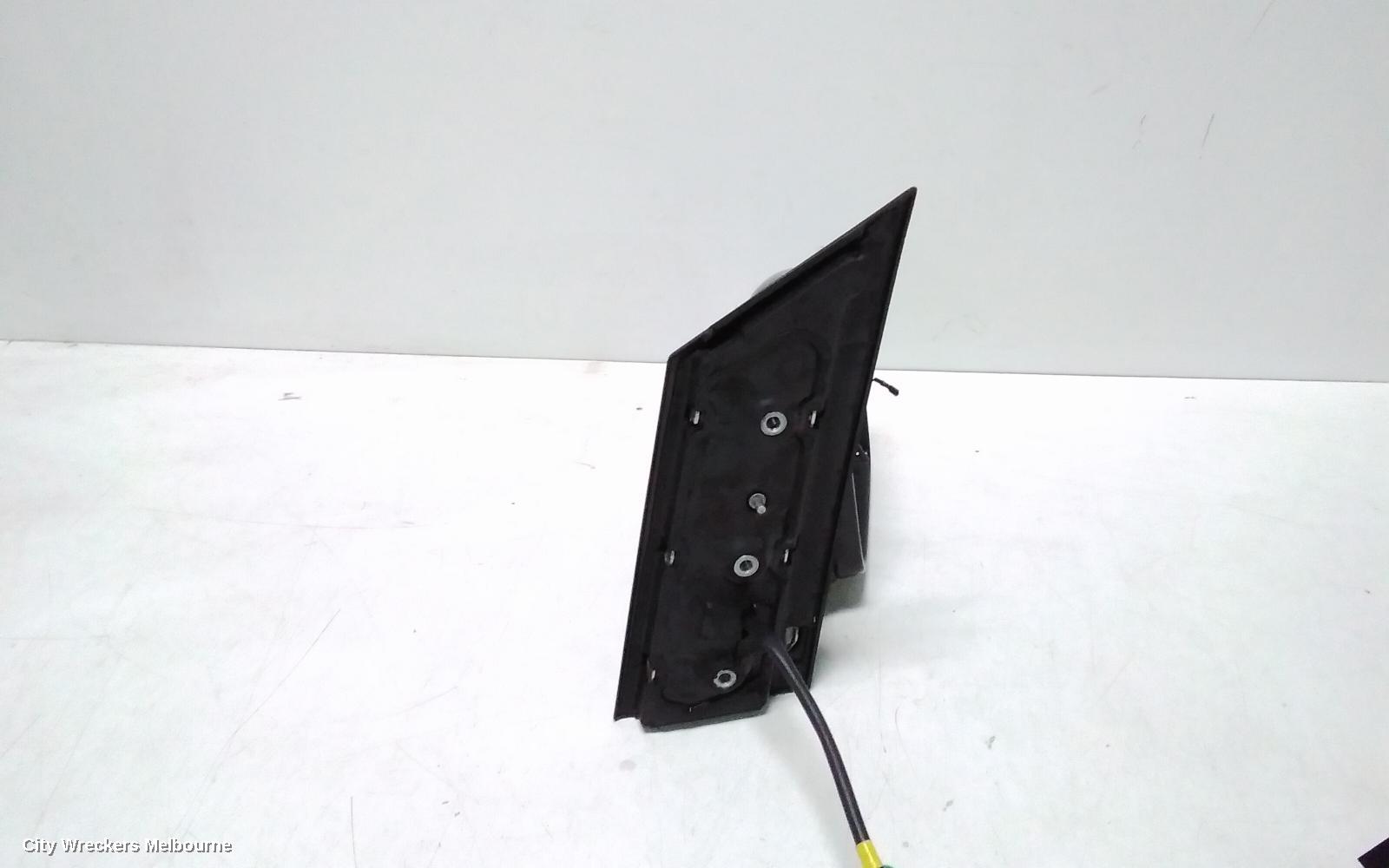 VOLKSWAGEN CADDY RIGHT DOOR MIRROR, 2K, MANUAL, TEXTURED, 12/2004 - 08/2010