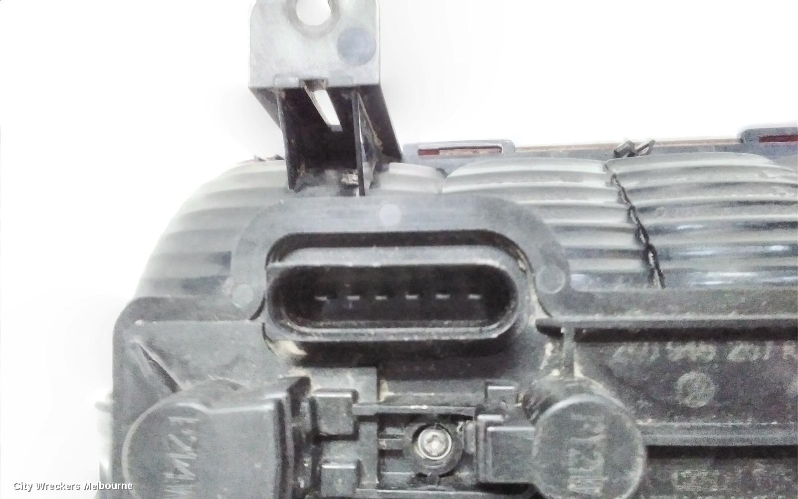 VOLKSWAGEN CADDY LEFT TAILLIGHT, 2K, 12/2004 - 08/2010