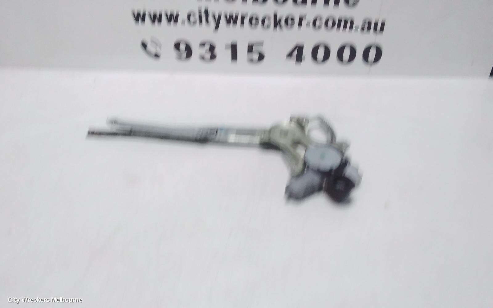 TOYOTA PRIUS RIGHT FRONT WINDOW REG/MOTOR, ZVW30R, POWER, 07/2009 ONWARDS