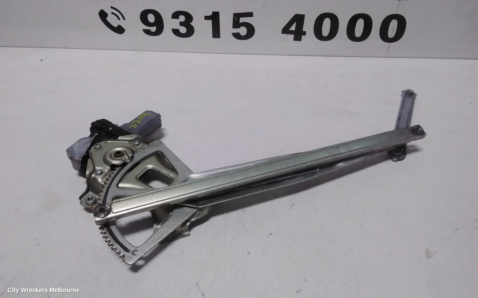 TOYOTA PRIUS LEFT FRONT WINDOW REG/MOTOR, ZVW30R, POWER, 07/2009 - 12/2015