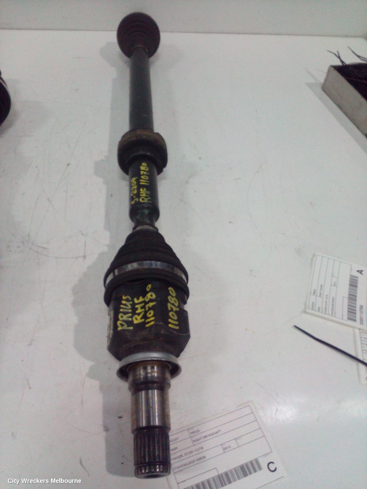 TOYOTA PRIUS RIGHT DRIVESHAFT, ZVW30R, 07/2009 - 12/2015